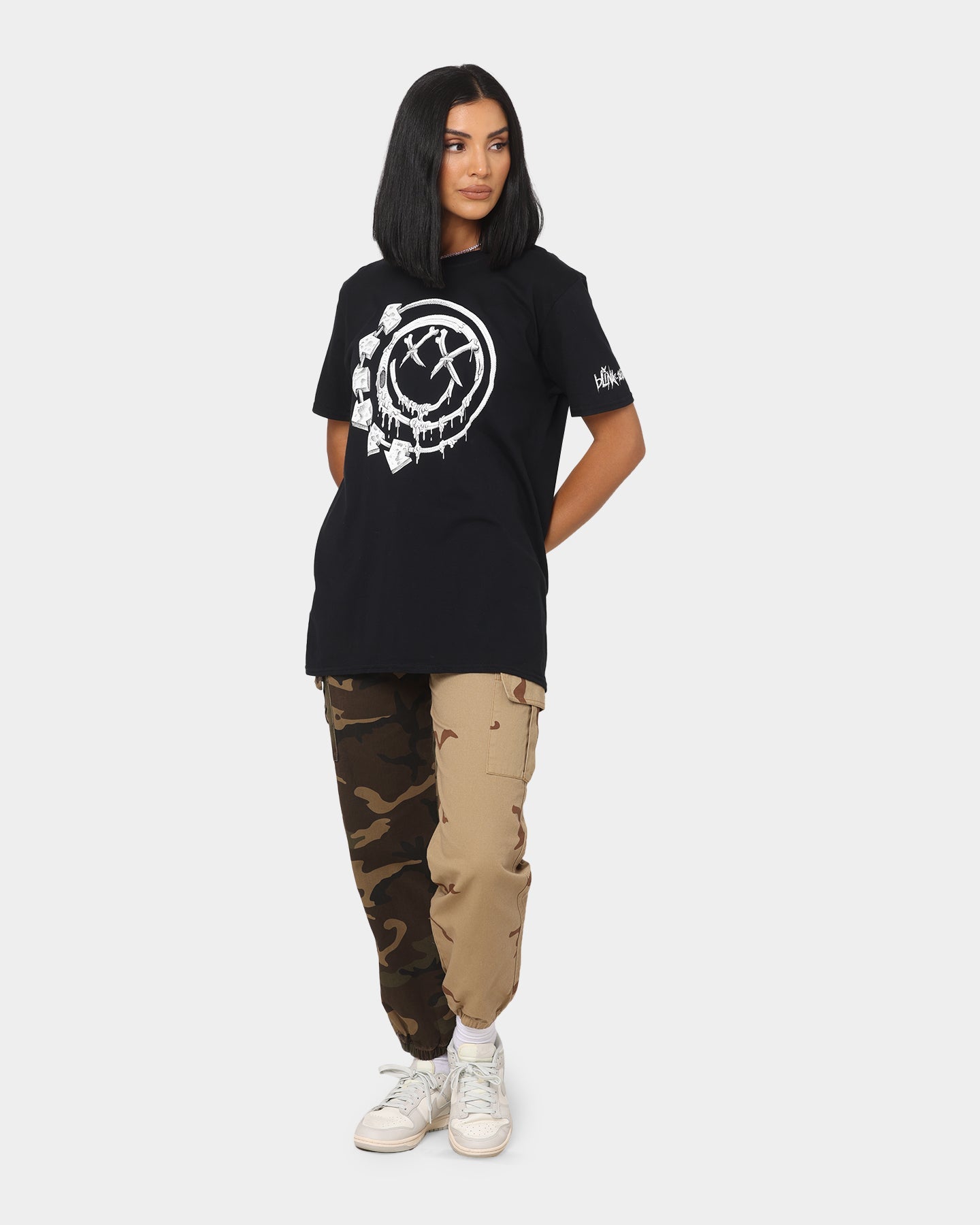 Blink 182 Bones T-Shirt Black Style001