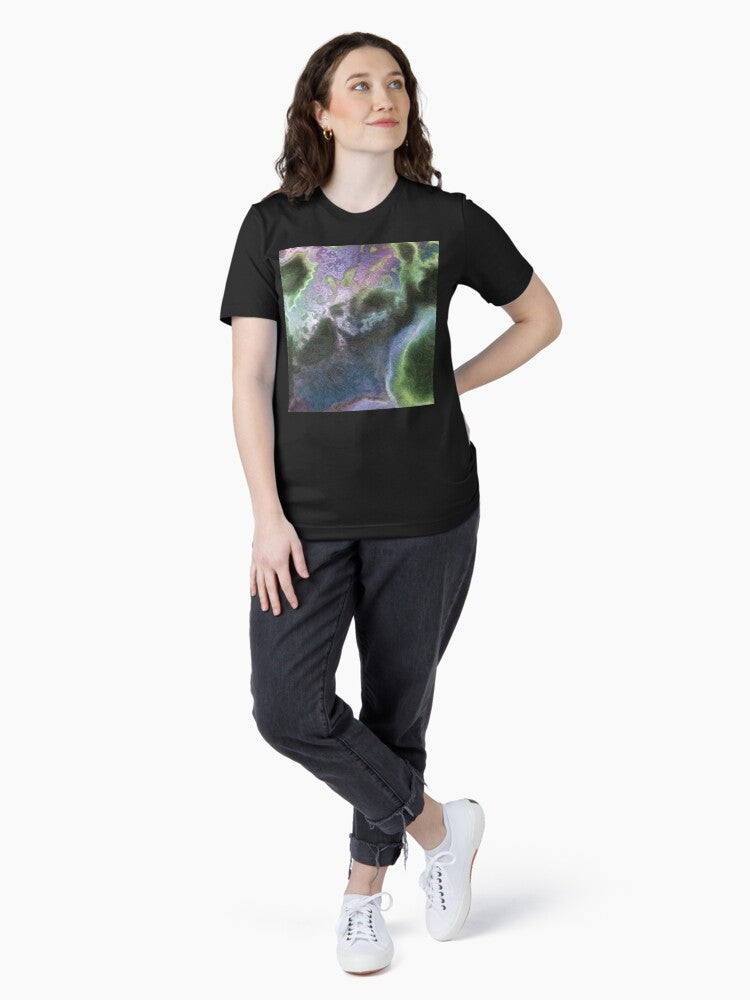Vibrant Decay 2 Essential T-Shirt
