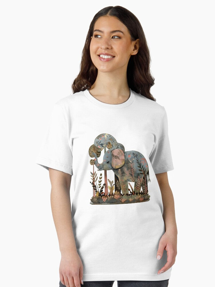 Cute Elephant No:1 Essential T-Shirt