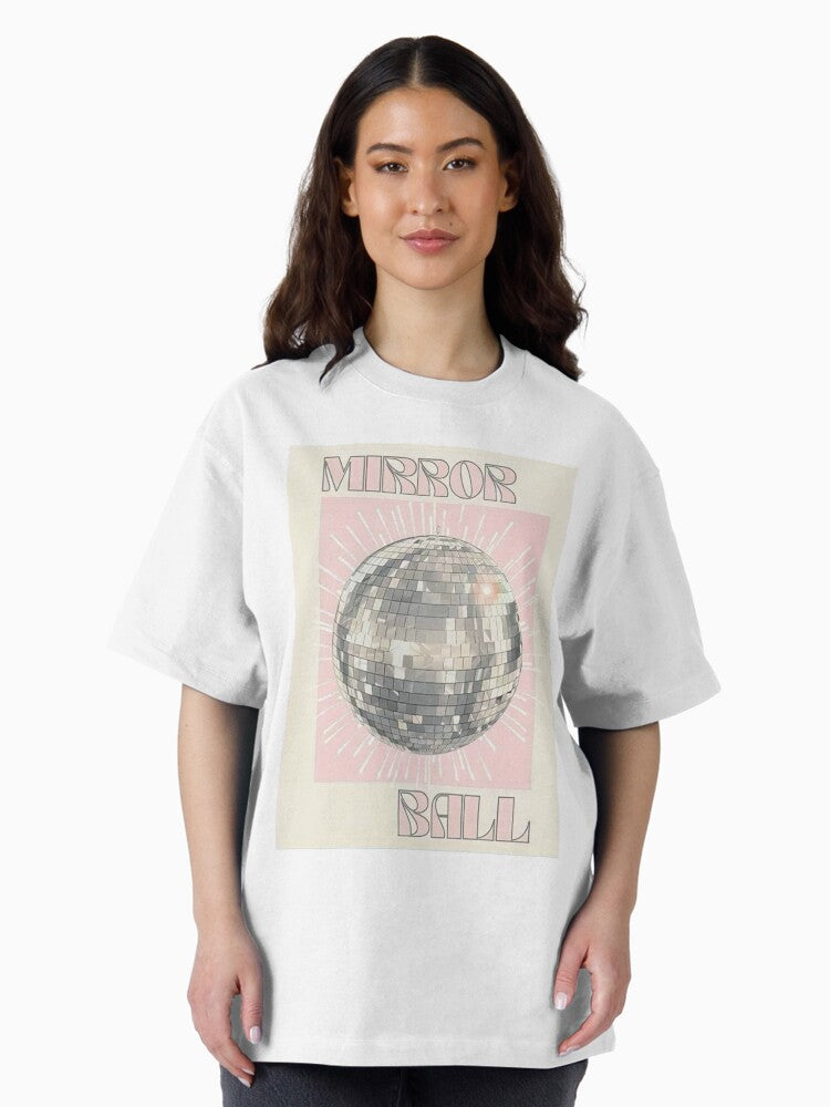 mirrorball taylor swift :) Oversized T-Shirt