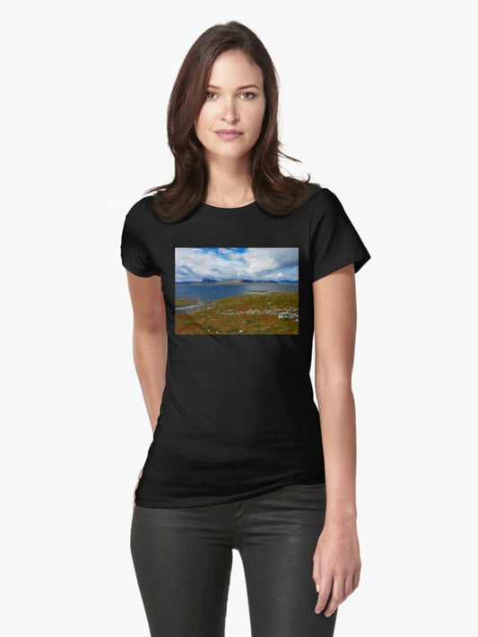 Lapland lake and mountain scenery Fitted T-Shirt