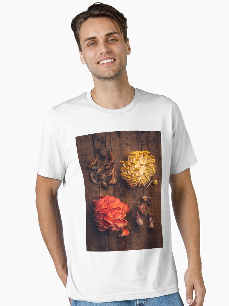 Mushrooming Essential T-Shirt